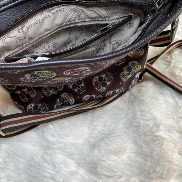 Striped Brown and Cream Crossbody Bag - Picture 5 of 7